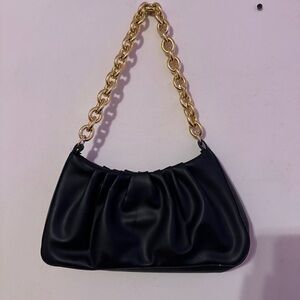 Elegant Black and Gold Chain Shoulder Bag